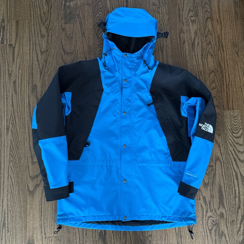 The North Face 1994 Retro Mountain Light FutureLight Jacket Clear Lake Blue